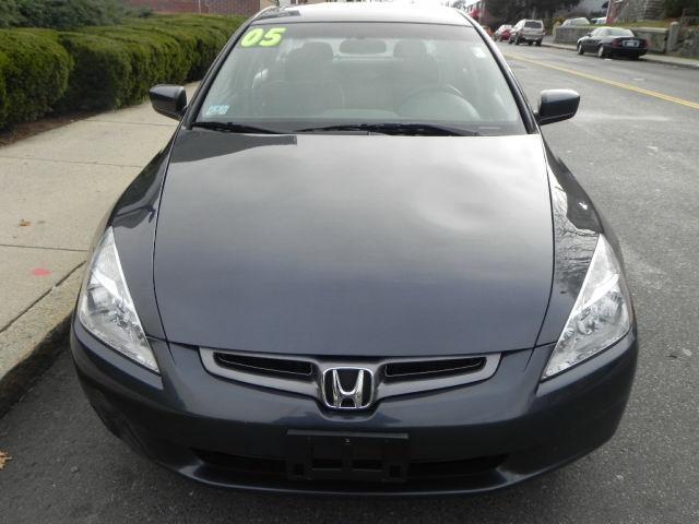 Honda Accord 2005 photo 1