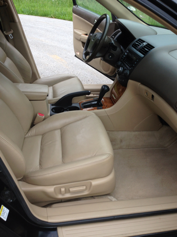 Honda Accord 2005 photo 6