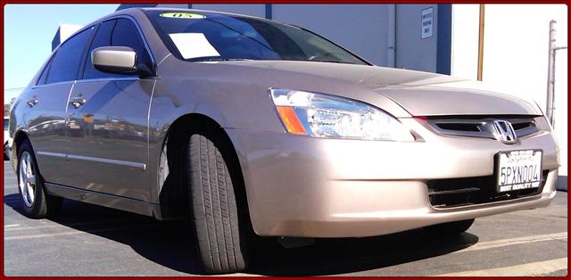 Honda Accord 2005 photo 2