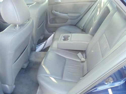 Honda Accord 2005 photo 4