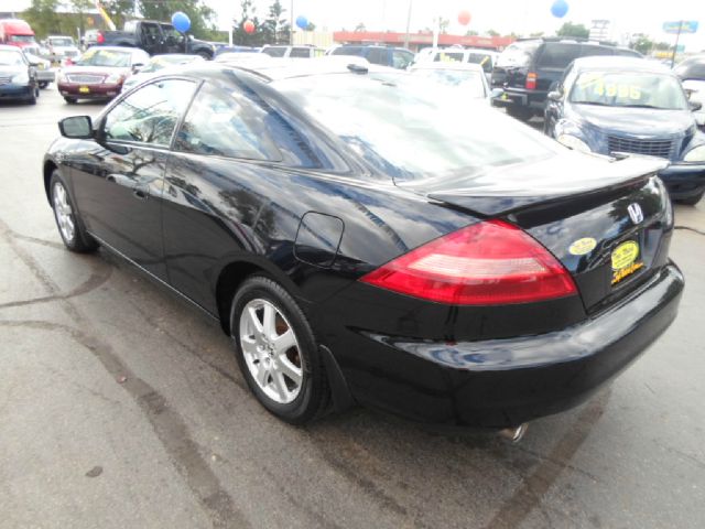 Honda Accord 2005 photo 4