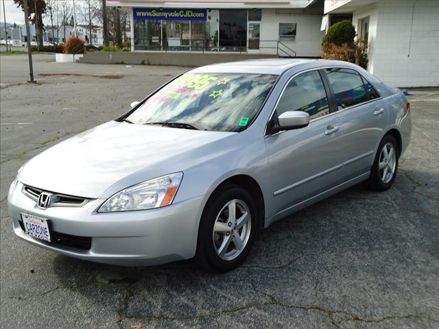 Honda Accord 2005 photo 2