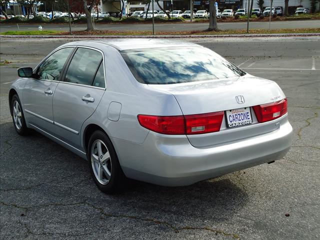 Honda Accord 2005 photo 3
