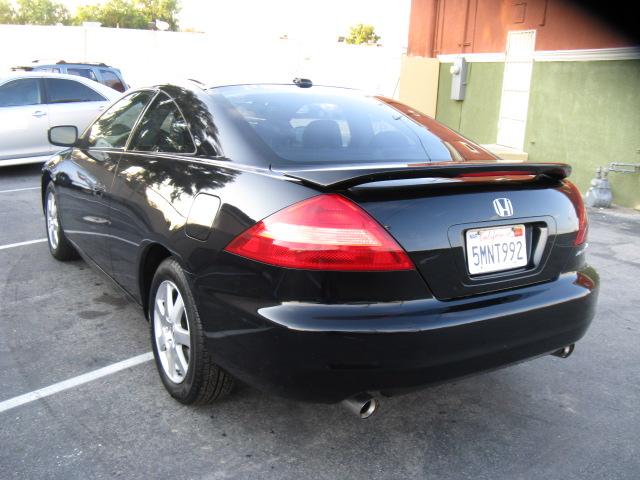 Honda Accord 2005 photo 1