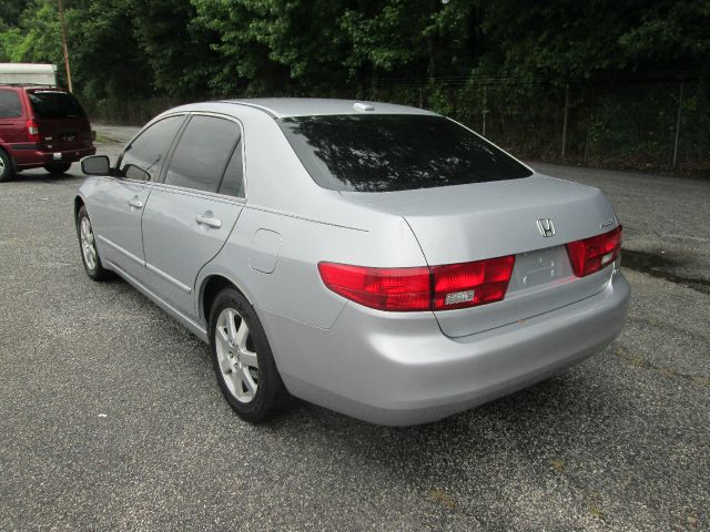 Honda Accord 2005 photo 3