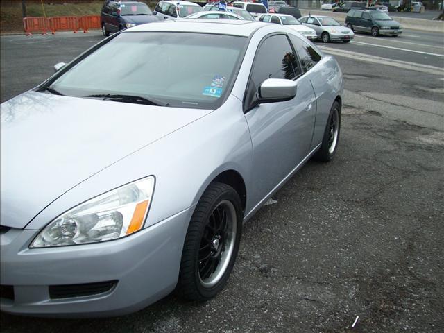 Honda Accord 2005 photo 2