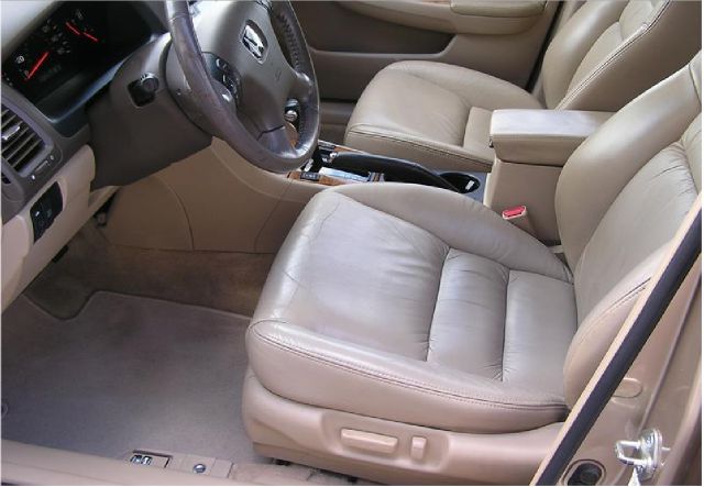 Honda Accord 2005 photo 2