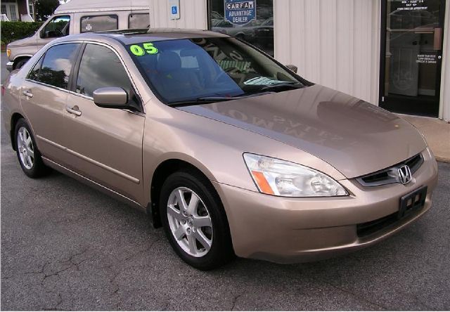 Honda Accord 2005 photo 3