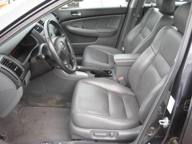 Honda Accord 2005 photo 5