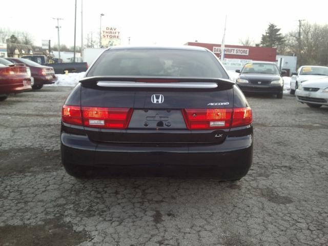 Honda Accord 2005 photo 2