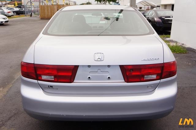 Honda Accord 2005 photo 4
