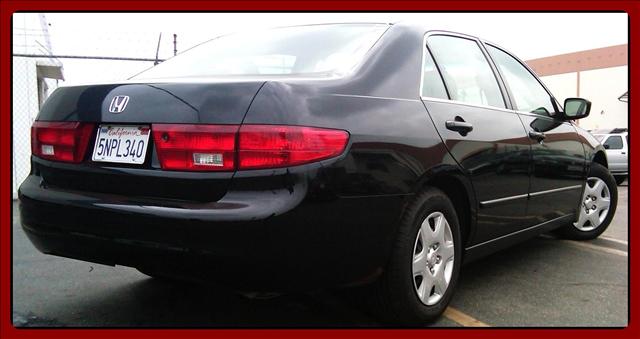 Honda Accord 2005 photo 2