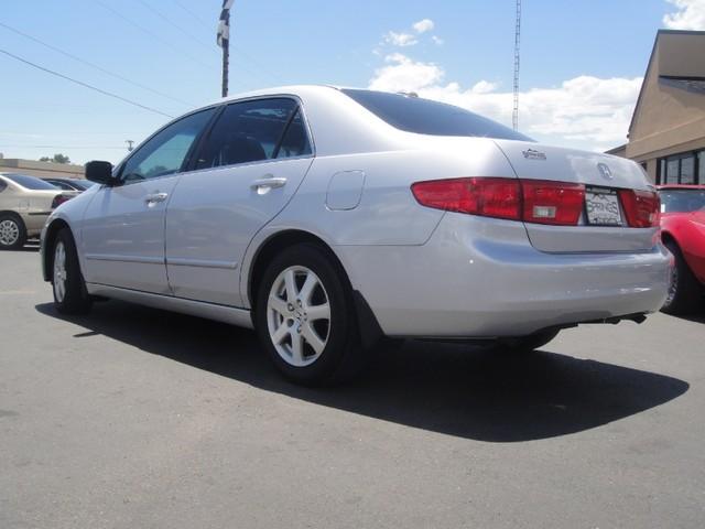 Honda Accord 2005 photo 3