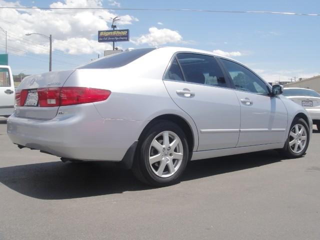 Honda Accord 2005 photo 5