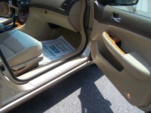 Honda Accord 2005 photo 3