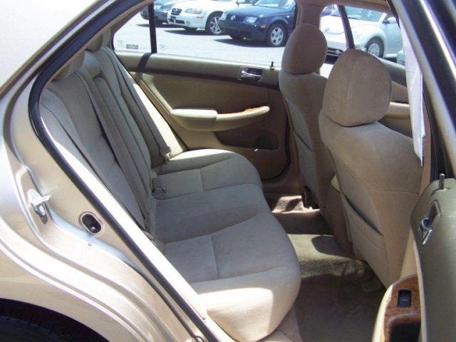 Honda Accord 2005 photo 4