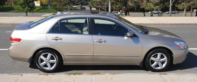 Honda Accord 2005 photo 18