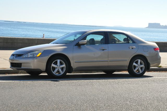 Honda Accord 2005 photo 7