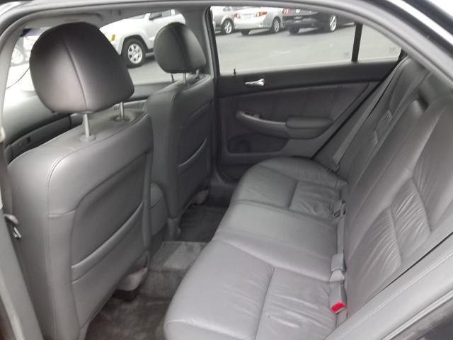 Honda Accord 2005 photo 5