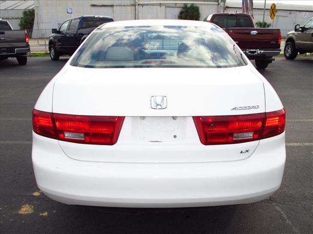 Honda Accord 2005 photo 3