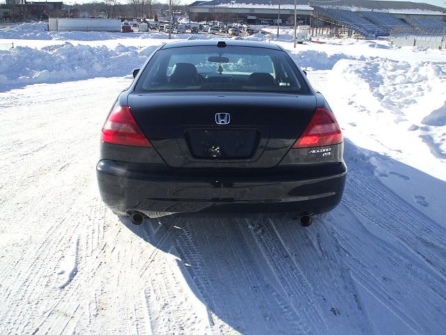 Honda Accord 2005 photo 3
