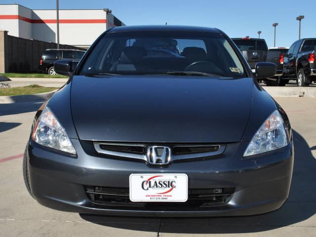 Honda Accord ESi Sedan