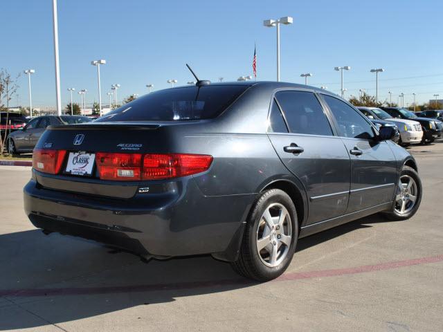Honda Accord 2005 photo 2