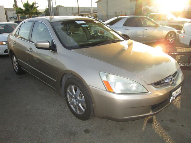 Honda Accord 2005 photo 1