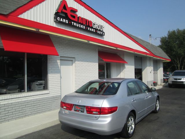 Honda Accord 2005 photo 2