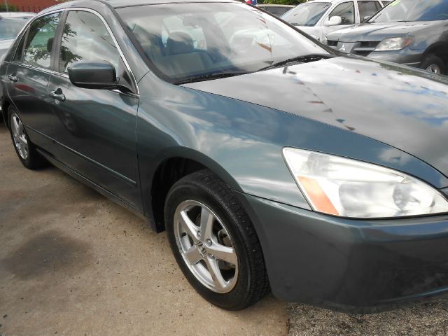 Honda Accord 2005 photo 2