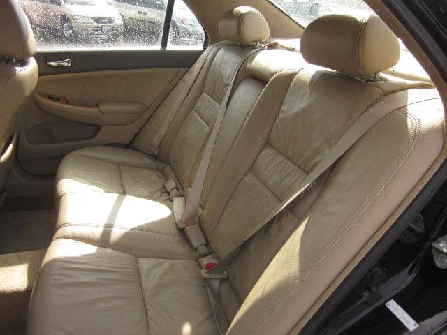 Honda Accord 2005 photo 4
