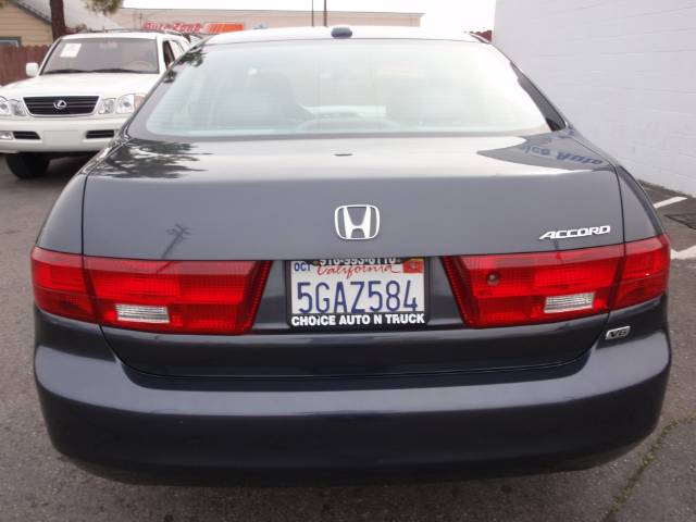 Honda Accord 2005 photo 3
