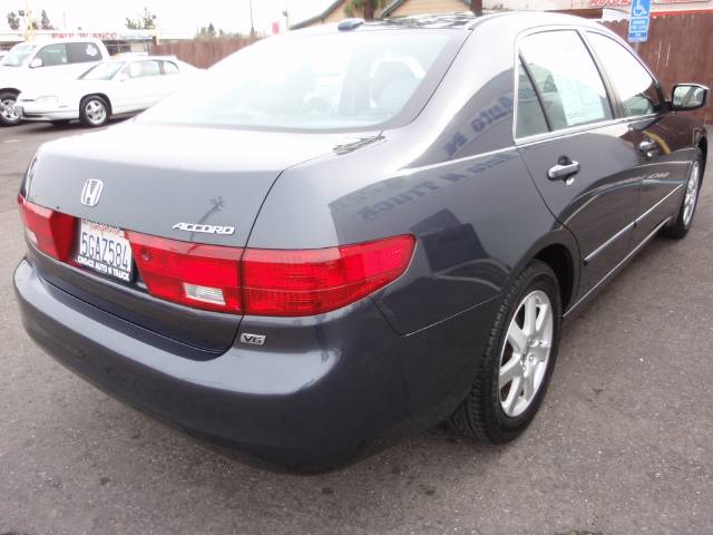 Honda Accord 2005 photo 4