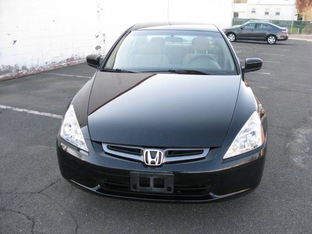 Honda Accord 2005 photo 1