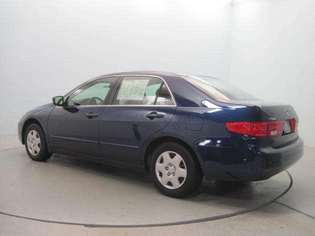 Honda Accord 2005 photo 5