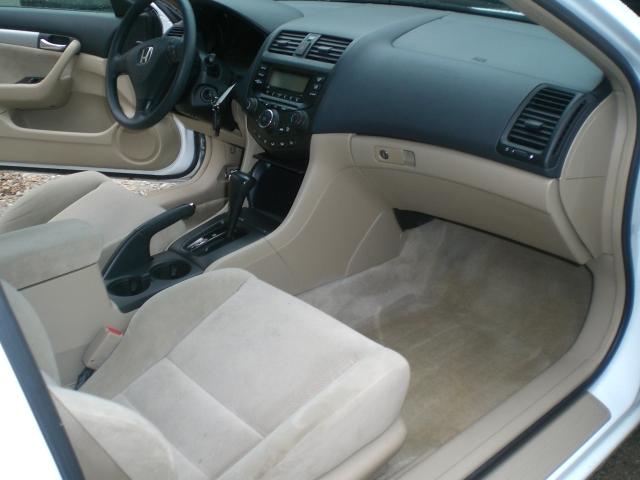 Honda Accord 2005 photo 3