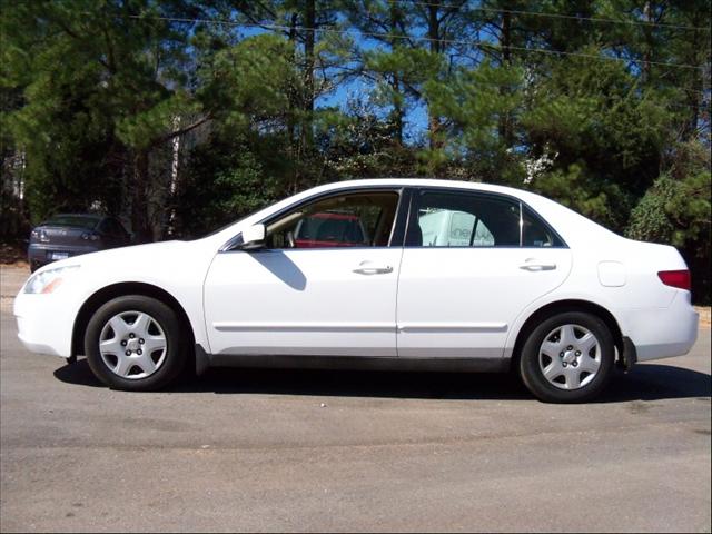 Honda Accord 2005 photo 2