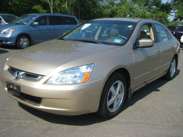 Honda Accord 2005 photo 1