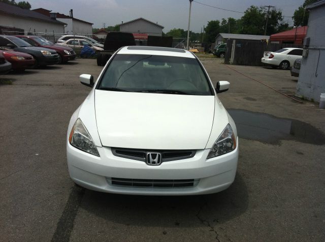 Honda Accord 2005 photo 2