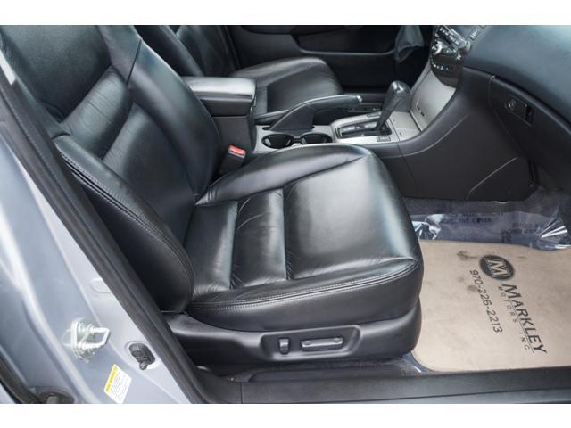 Honda Accord 2005 photo 10