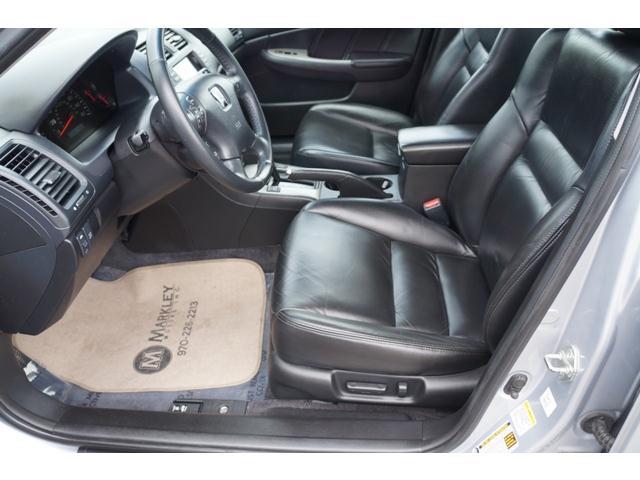 Honda Accord 2005 photo 12