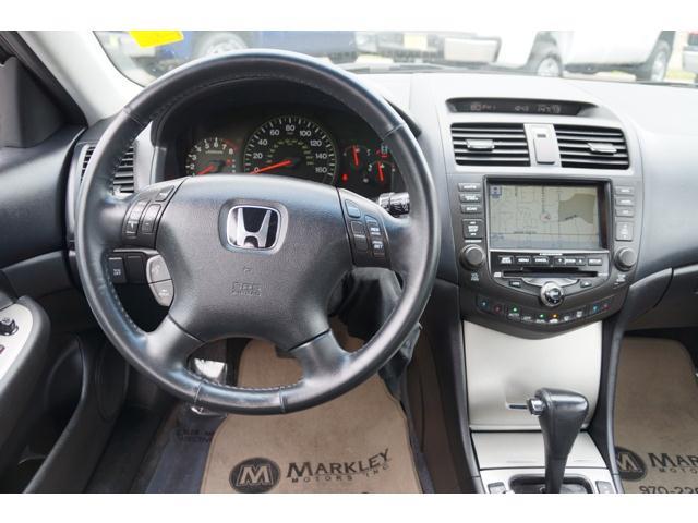 Honda Accord 2005 photo 4