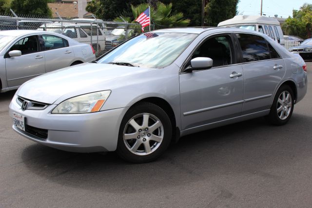 Honda Accord 2005 photo 1