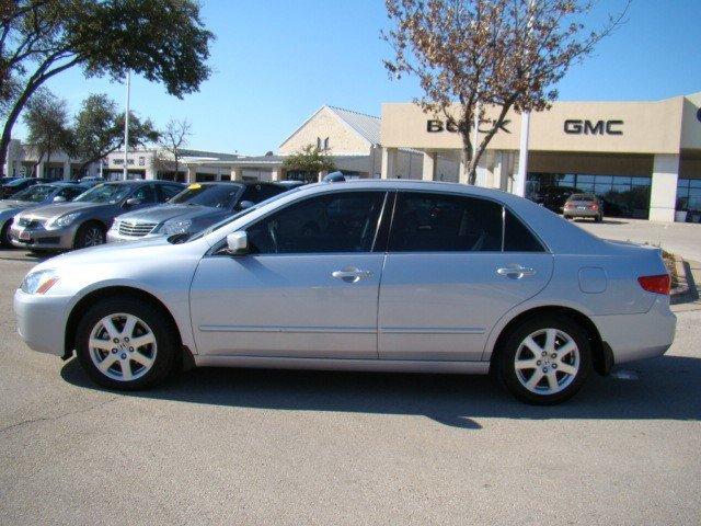Honda Accord 2005 photo 1