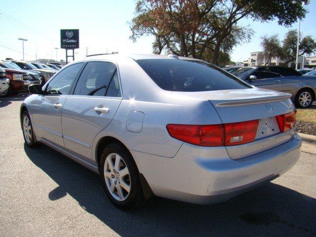 Honda Accord 2005 photo 2