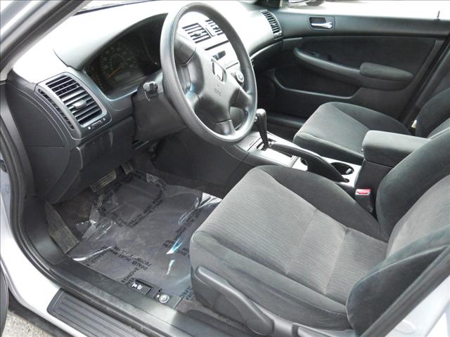 Honda Accord 2005 photo 5
