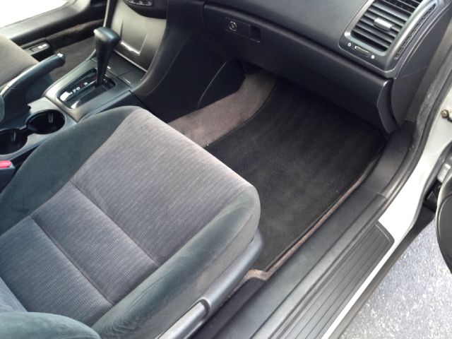 Honda Accord 2005 photo 16