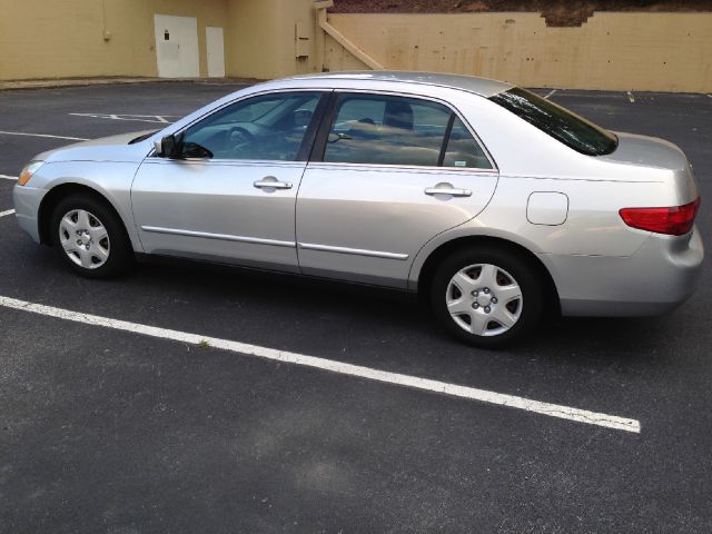 Honda Accord 2005 photo 25