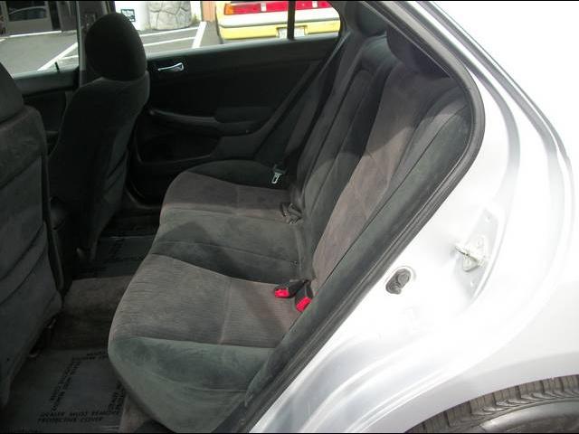 Honda Accord 2005 photo 4