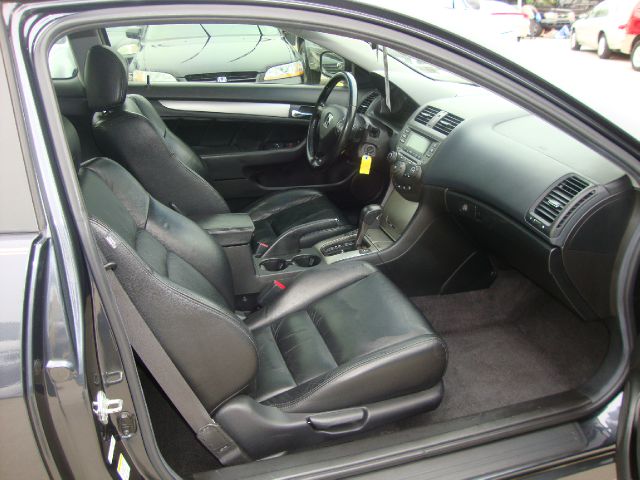 Honda Accord 2006 photo 1